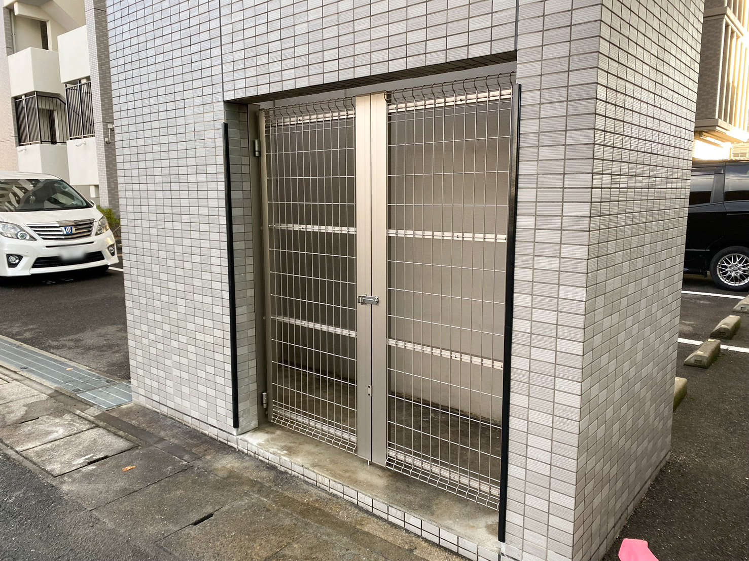 ゴミ置き場門扉改修