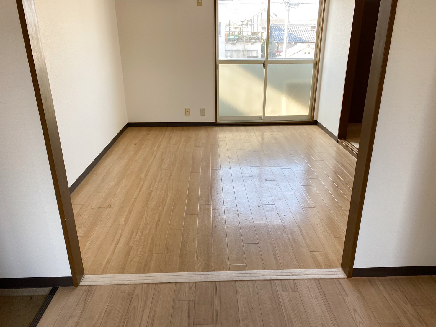 フロアタイル施工