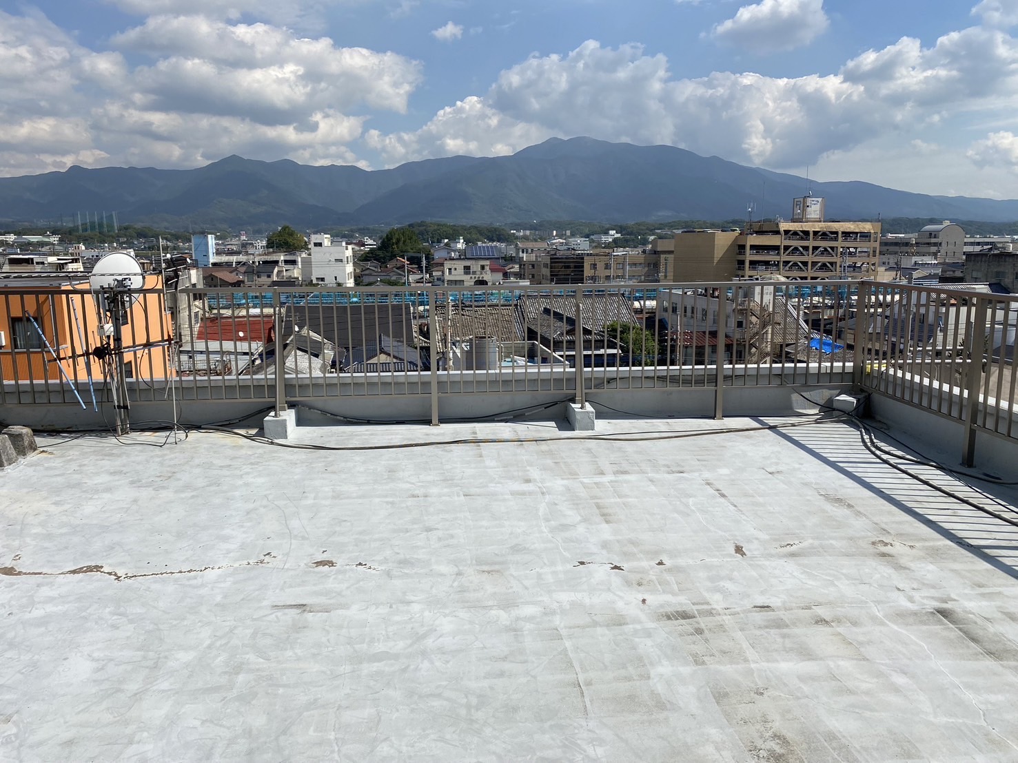 屋上手摺改修工事