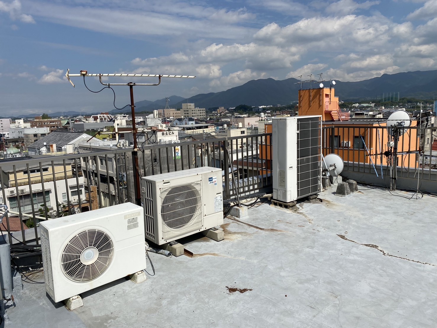 屋上手摺改修工事後2