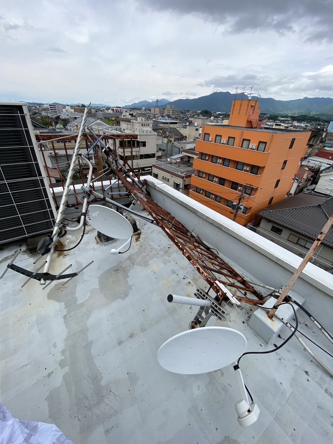 屋上手摺改修工事前3